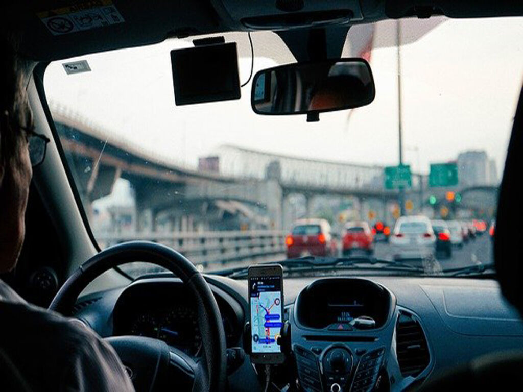 Conheça os melhores Apps que todo motorista precisa ter em 2022 para dirigir melhor, com mais segurança e responsabilidade.